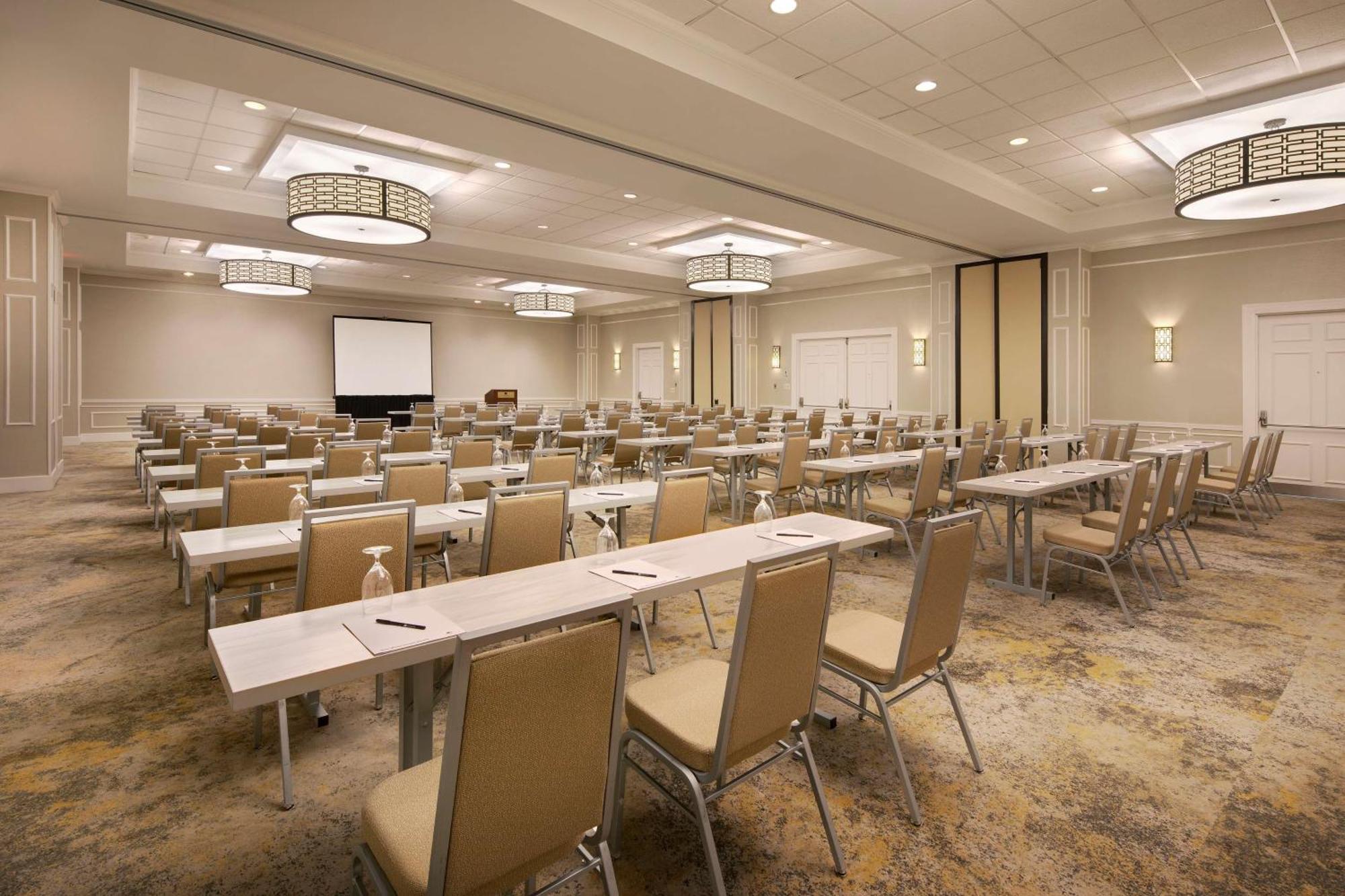 Doubletree By Hilton Atlanta/roswell - Alpharetta Area 4* Roswell