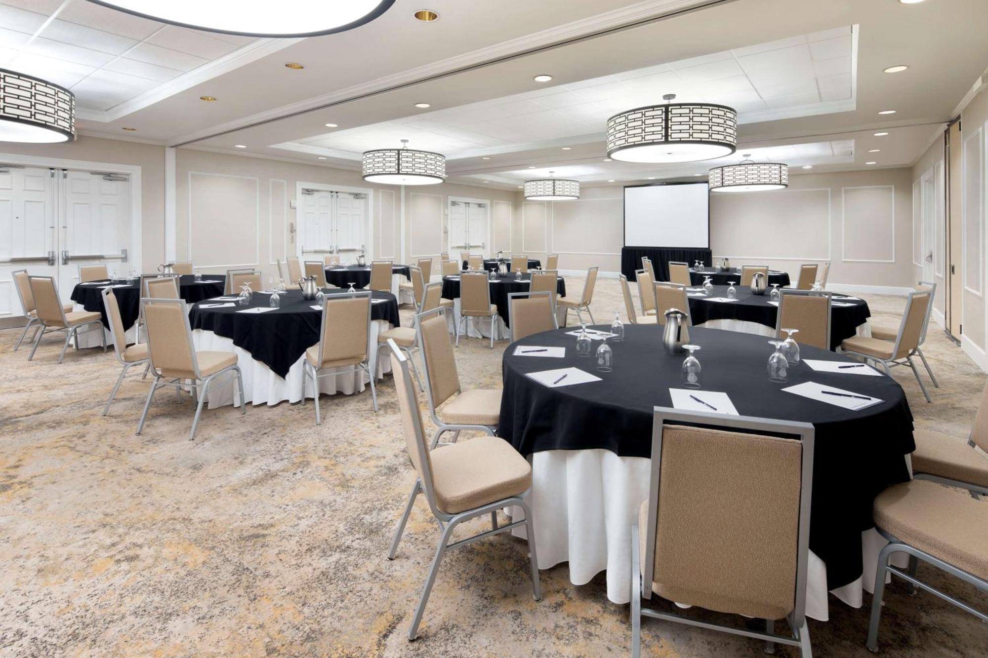 Doubletree By Hilton Atlanta/roswell - Alpharetta Area Roswell