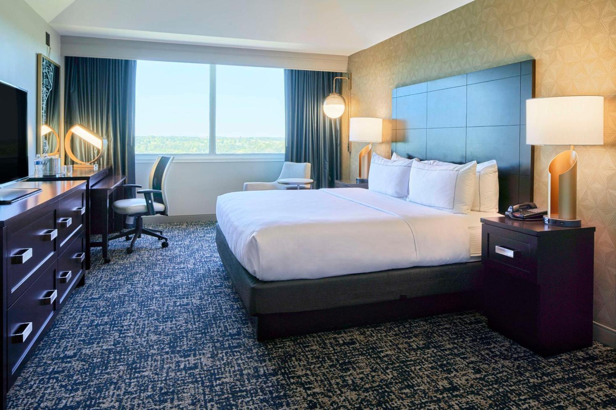 Doubletree By Hilton Atlanta/roswell - Alpharetta Area Hotel